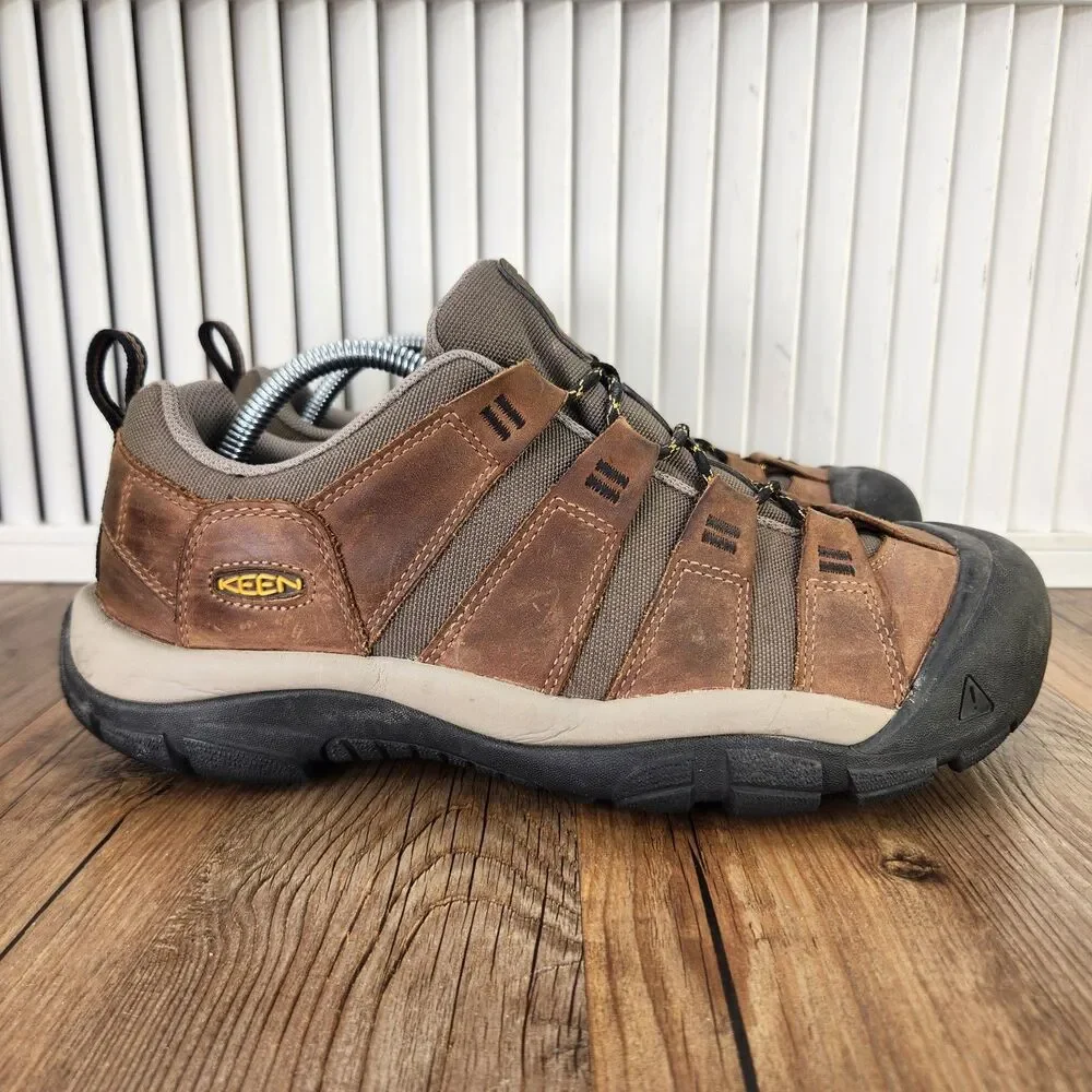 Keen Newport Hike Shoes Mens Size 10 Brown Leather Trail Hiking Sneakers 1027326